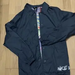 NIKE SB スケートボードジャケット 裏デザイン