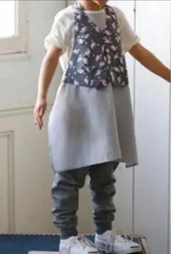 MARLMARL お食事用エプロン　kids size 100〜110