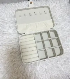 アクセサリーケース　ジュエリーケース　ホワイト