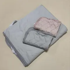 ニトリ両面使える敷パッドダブルNクールWSPDGY と両面使えるピローパッド2枚