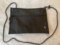KOOTENAY LEISURE ブラックサコッシュ