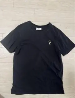 【正規品】amiparis黒 Tシャツ ハート刺繍