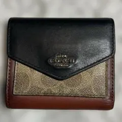 COACH 二つ折り財布