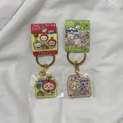 ちいかわ　ダイカットキーホルダー　うさぎ　りんご　おこじょ