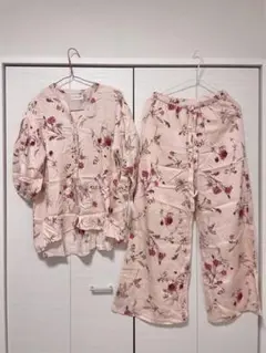 【新品未使用タグ付き】snidel home パジャマ　上下セット