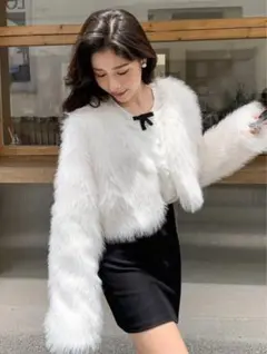 DAZY ソリッドオープンフロントクロップファジーコート