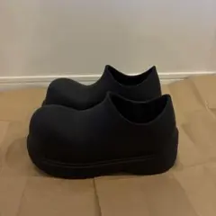 Chikashitsu + volume sole clog shoes