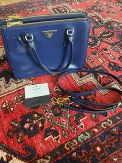 PRADA サフィアーノ エナメル