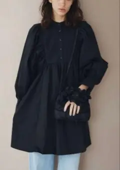 未使用タグ付きCOEL ボリュームスリーブミニワンピース