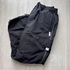 BEAMS ブラックカーゴパンツ