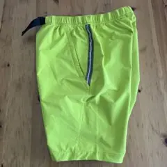 adidas ウーブンショーツ　ハーフパンツ　バックル付き　ほぼ未使用