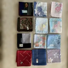 新品未使用のハンカチ12枚セット