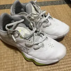 ASICS バスケットボールシューズ