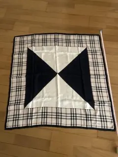 バーバリー シルク スカーフ ノバチェック 80×80cm
