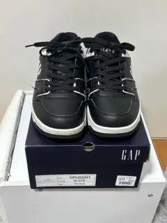 本日限定値下げ　GAP ブラック スニーカー 　25cm