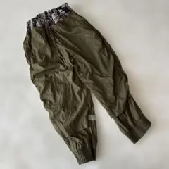 プーマ　ナイロンパンツ　カーキ色　XS 7分丈