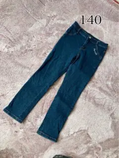 Item thumbnail for item 1af1f711-d6e6-4c0a-a1e3-16a6479f4ef5
