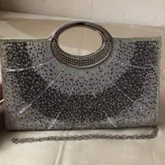 クラッチバック