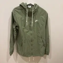 Nike フード付きナイロンジャケット オリーブグリーン