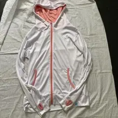 ‼️美品‼️日焼け止めパーカー指あり　L 白