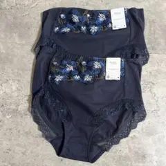 Item thumbnail for item 51a2a11d-c068-474b-9a2e-a75ced52befd