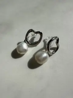 Item thumbnail for item 169d8b2a-2d05-4290-addd-cb47cb61035f