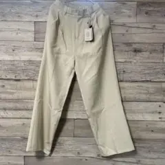 新品　ツータックワイドパンツ　タックパンツ　パンツ　バブ
