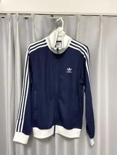 adidasサイズL