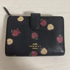 coach コーチ　りんご　アップル　二つ折り財布　ミニ財布　ブラック　レザー