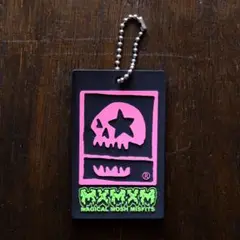MxMxM タグ風ラバーキーホルダー（ピンク）