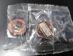 ハイキュー!! 校章 ピンバッチ 烏野高校 稲荷崎高校 セット