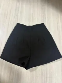 【GRL】ブラック ハイウエスト ショートパンツ