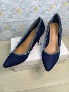 Item thumbnail for item 4f86bbc3-aec7-4c66-a71f-b3dc22ff6d25