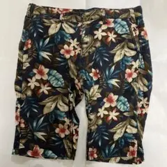 メンズ　ショートパンツ　ワールド　M 柄物