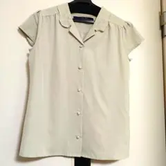 グリーン　フレンチスリーブ　ブラウス　夏　アンアナザーアンジェラス