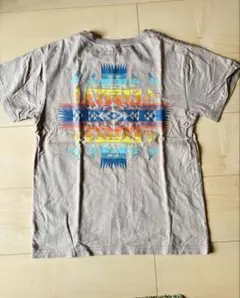 幾何学模様バックプリントTシャツ ベージュ