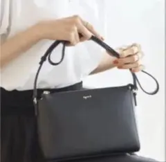 ショルダーバッグ バッグ IS11HZ−04 sophieショルダーバッグ 本革