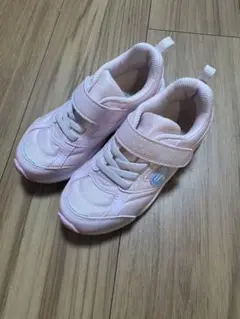 【美品】ピンク スニーカー　18 瞬足