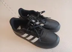 アディダス adidas・23㎝・新品
