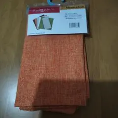 オレンジ色クッションカバー 45cm x 45cm