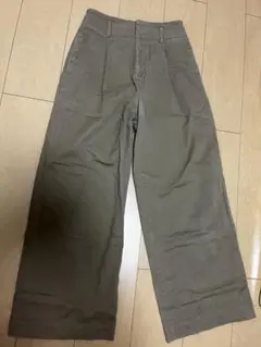 UNIQLO チノパンツ　61センチ　ベージュ