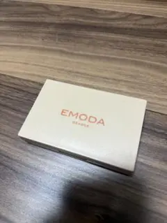 EMODA アイシャドウパレット