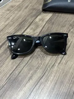Ray-Ban RB 2140-F ブラックサングラス