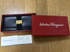 フェラガモ ferragamo 長財布