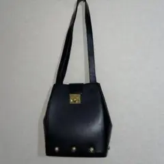 フェラガモ ショルダーバッグ