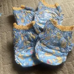 ムーニー　ポケモン 水遊び用おむつ Ｌサイズ4枚セット