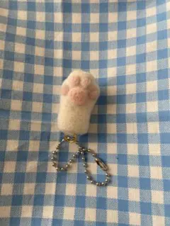 猫の肉球　キーホルダー