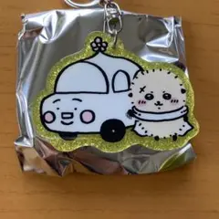 ちいかわ ラメアクリルキーホルダー ラッコ　新品　匿名配送