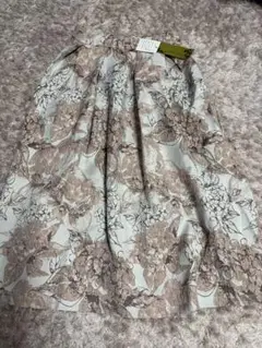 新品タグ付きKhaki Kojiカーキコージ花柄フレアスカートM〜Lサイズ