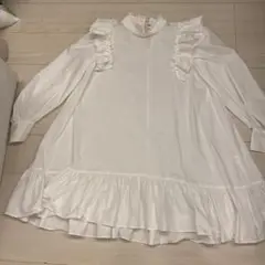 ダブスタホワイトフリルシャツ